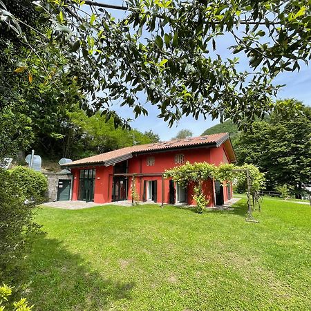 Ostello Casa Rossa Лавено-Момбелло Экстерьер фото